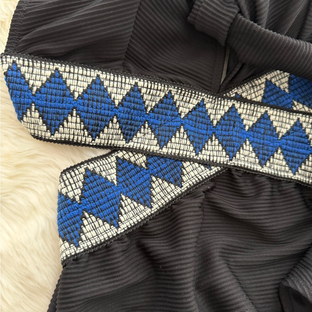 Cupshe Black and Blue Patterned One Piece NEW - Picture 6 of 9